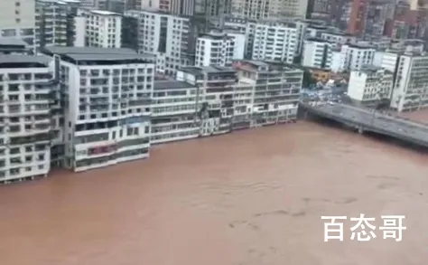 四川巴中强降雨致110个乡镇受灾 紧急转移人员二万多人
